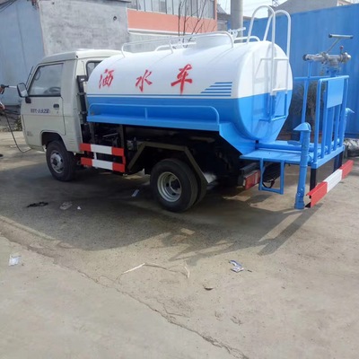 廠家直銷多功能灑水車 從農(nóng)用三輪到國五標(biāo)準(zhǔn)，滿足各類需求